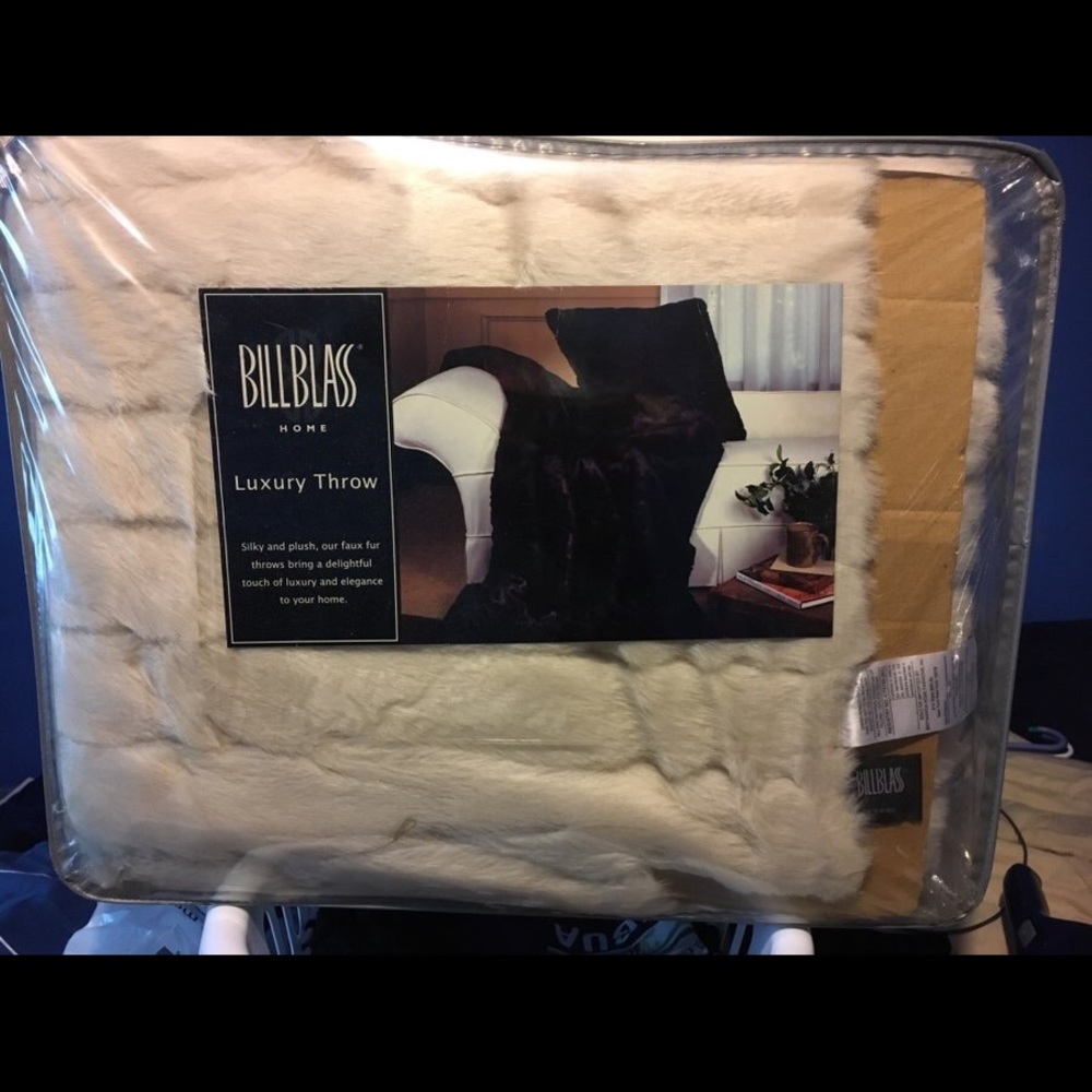 Luxury Throw